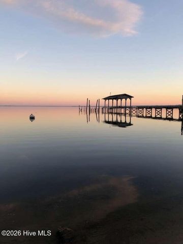 2704 Waccamaw Shores Road, Lake Waccamaw, NC 28450