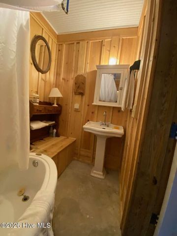 2704 Waccamaw Shores Road, Lake Waccamaw, NC 28450