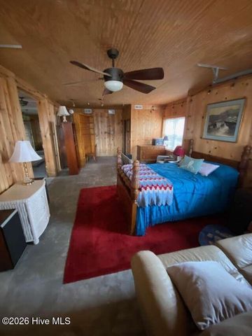 2704 Waccamaw Shores Road, Lake Waccamaw, NC 28450