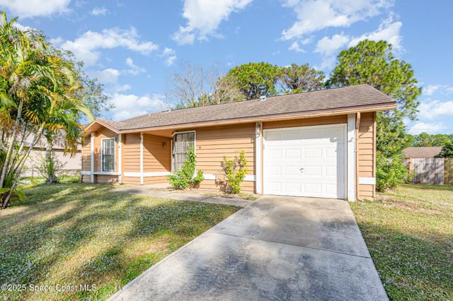 1193 Kenmore Street NW, Palm Bay, FL 32907