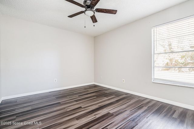 1193 Kenmore Street NW, Palm Bay, FL 32907