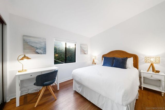 721 Glenview, La Jolla, CA 92037