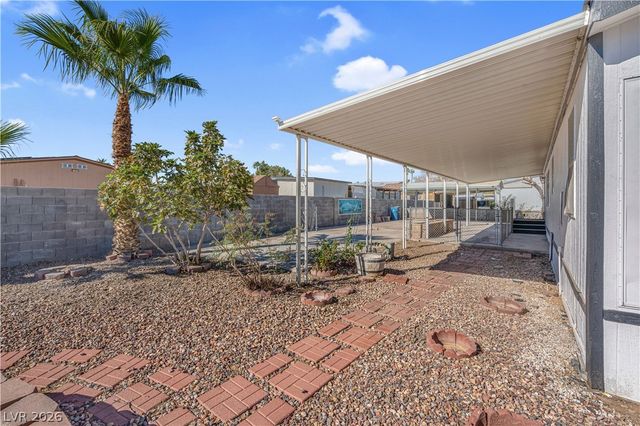 3421 Ewa Beach Drive, Las Vegas, NV 89122