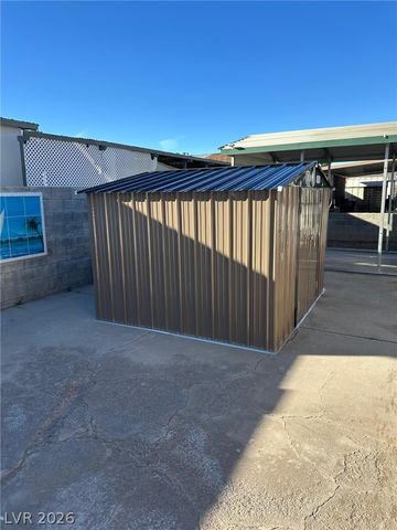 3421 Ewa Beach Drive, Las Vegas, NV 89122