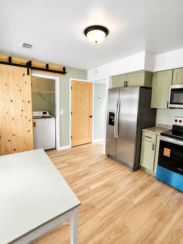 250 Sanders Ferry Rd Apt 21, Hendersonville, TN 37075