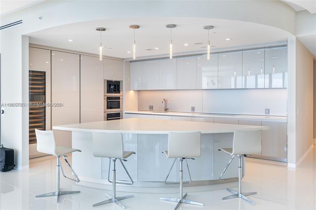 18975 Collins Ave 4600, Sunny Isles Beach, FL 33160