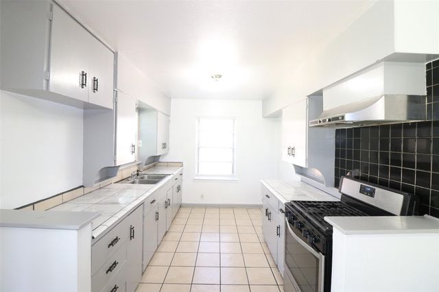9107 Rustown Drive, Dallas, TX 75228