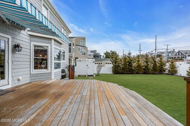 1107 Barnegat Lane, Mantoloking, NJ 08738