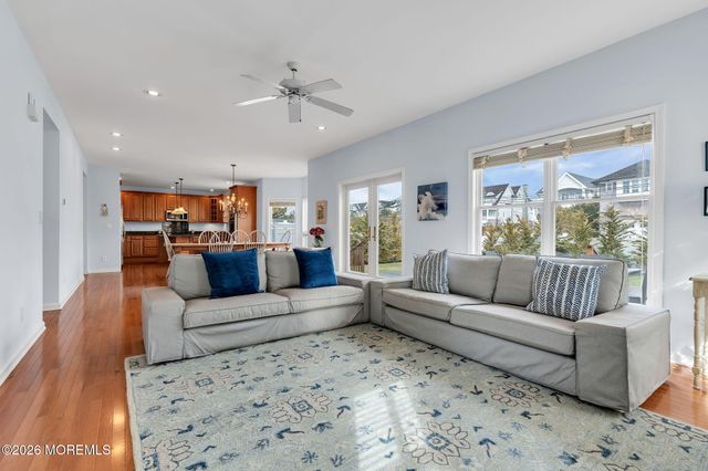 1107 Barnegat Lane, Mantoloking, NJ 08738