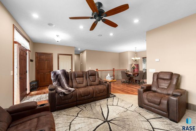 810 Fox Ct Court, Tea, SD 57064