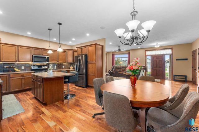 810 Fox Ct Court, Tea, SD 57064