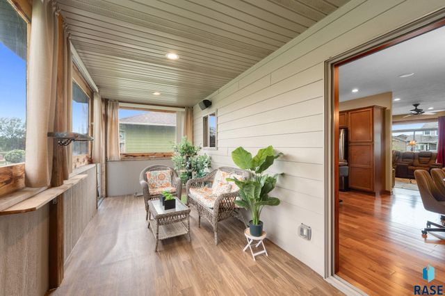 810 Fox Ct Court, Tea, SD 57064