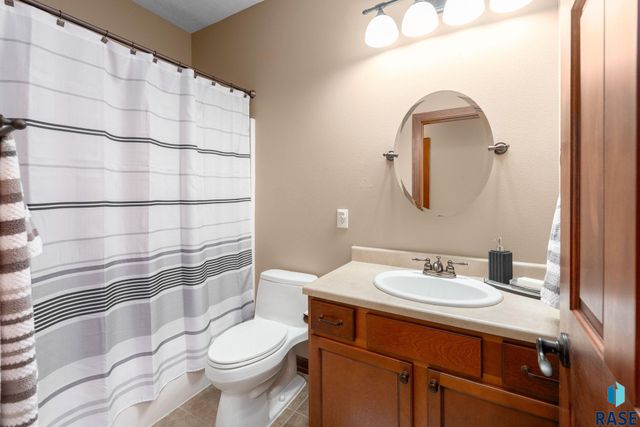 810 Fox Ct Court, Tea, SD 57064