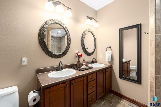 810 Fox Ct Court, Tea, SD 57064