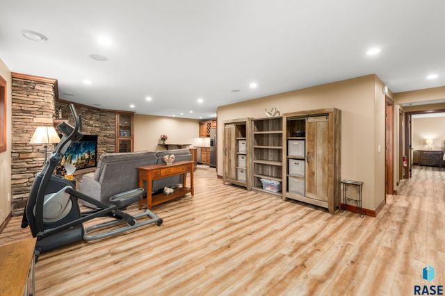 810 Fox Ct Court, Tea, SD 57064