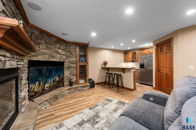 810 Fox Ct Court, Tea, SD 57064