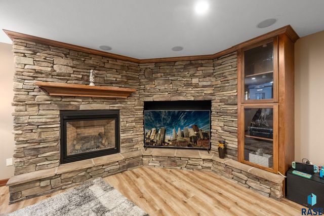 810 Fox Ct Court, Tea, SD 57064