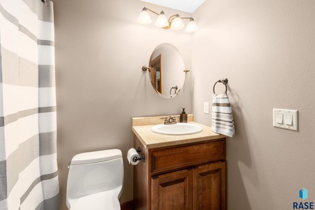 810 Fox Ct Court, Tea, SD 57064