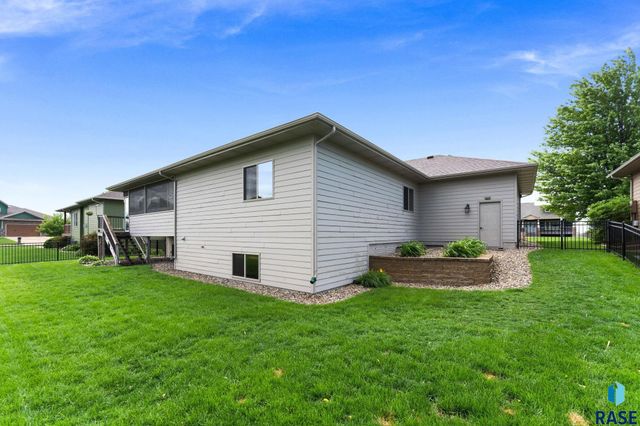 810 Fox Ct Court, Tea, SD 57064