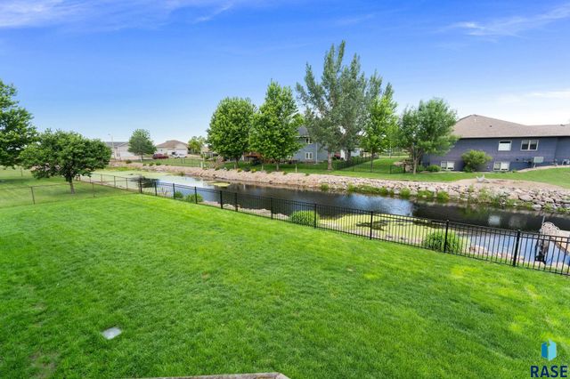 810 Fox Ct Court, Tea, SD 57064