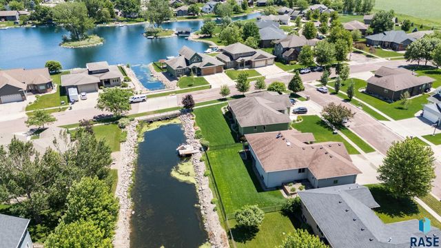 810 Fox Ct Court, Tea, SD 57064