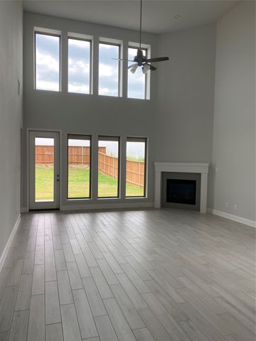 1702 Swayback Lane, Mansfield, TX 76063