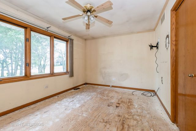 16034 S 94th Avenue, Orland Park, IL 60467