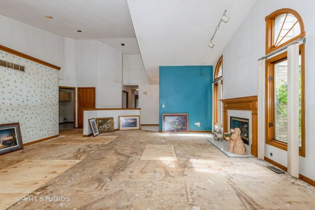 16034 S 94th Avenue, Orland Park, IL 60467