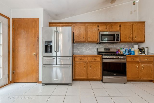 16034 S 94th Avenue, Orland Park, IL 60467