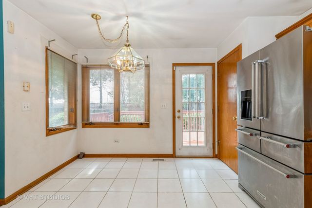 16034 S 94th Avenue, Orland Park, IL 60467