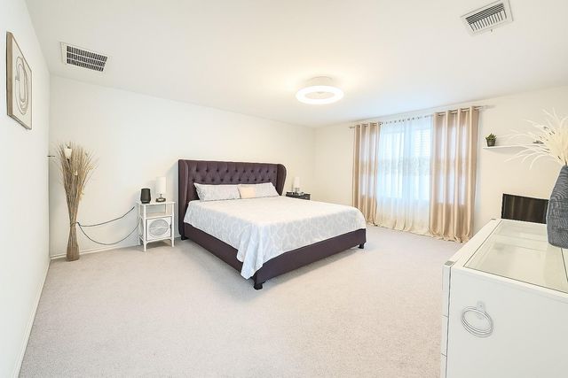 242 Zuma DR, Liberty Hill, TX 78642