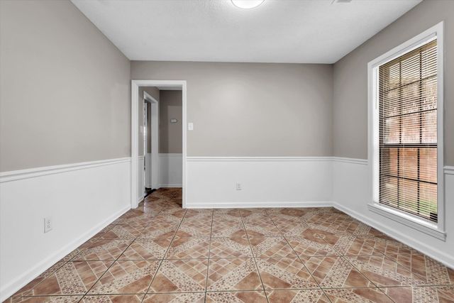 6580 MEADOW BEND DR, Memphis, TN 38141
