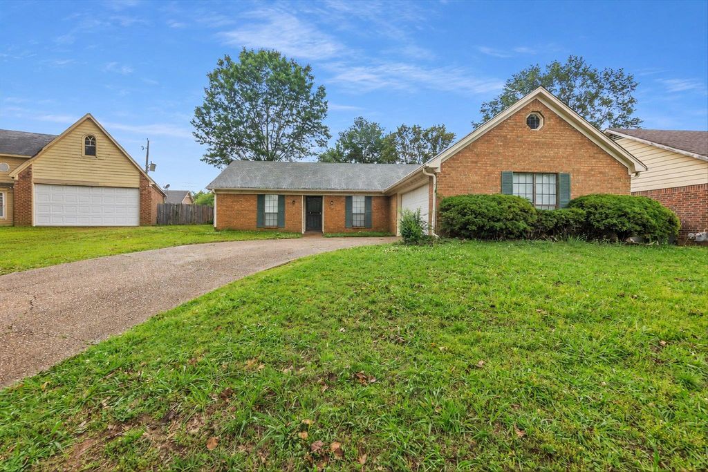 6580 MEADOW BEND DR, Memphis, TN 38141