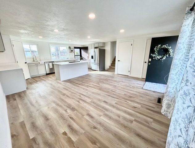 1503 N 300 W, Bountiful, UT 84010