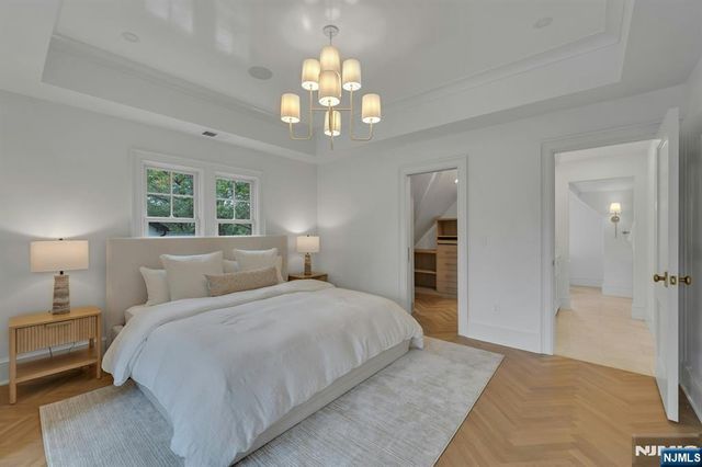 84 Watchung Avenue, Montclair, NJ 07043