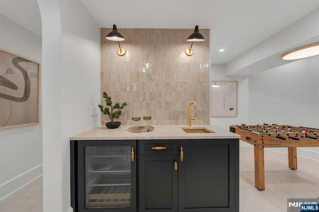 84 Watchung Avenue, Montclair, NJ 07043