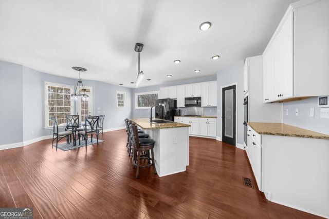 5488 Price Road, Gainesville, GA 30506