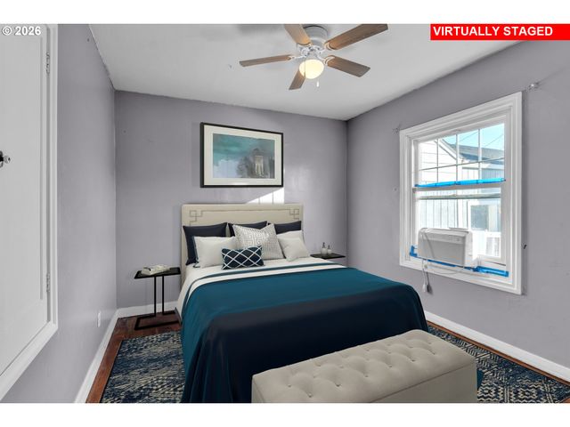 2270 CENTER St, Salem, OR 97301