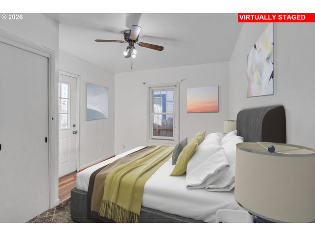 2270 CENTER St, Salem, OR 97301