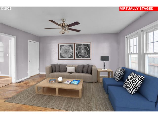 2270 CENTER St, Salem, OR 97301