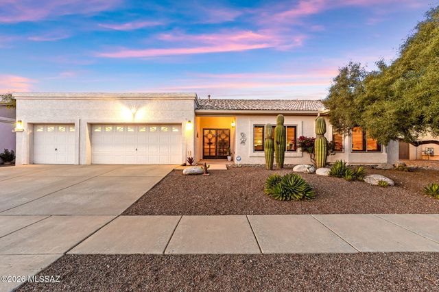 8647 E Louhelen Way, Tucson, AZ 85747