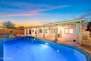 8647 E Louhelen Way, Tucson, AZ 85747