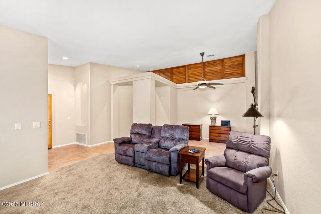 Image 15 of property listing at 8647 E Louhelen Way, Tucson, AZ 85747
