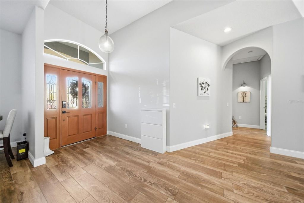 Image 15 of property listing at 113 SANDY OAKS PLACE, Longwood, FL 32779