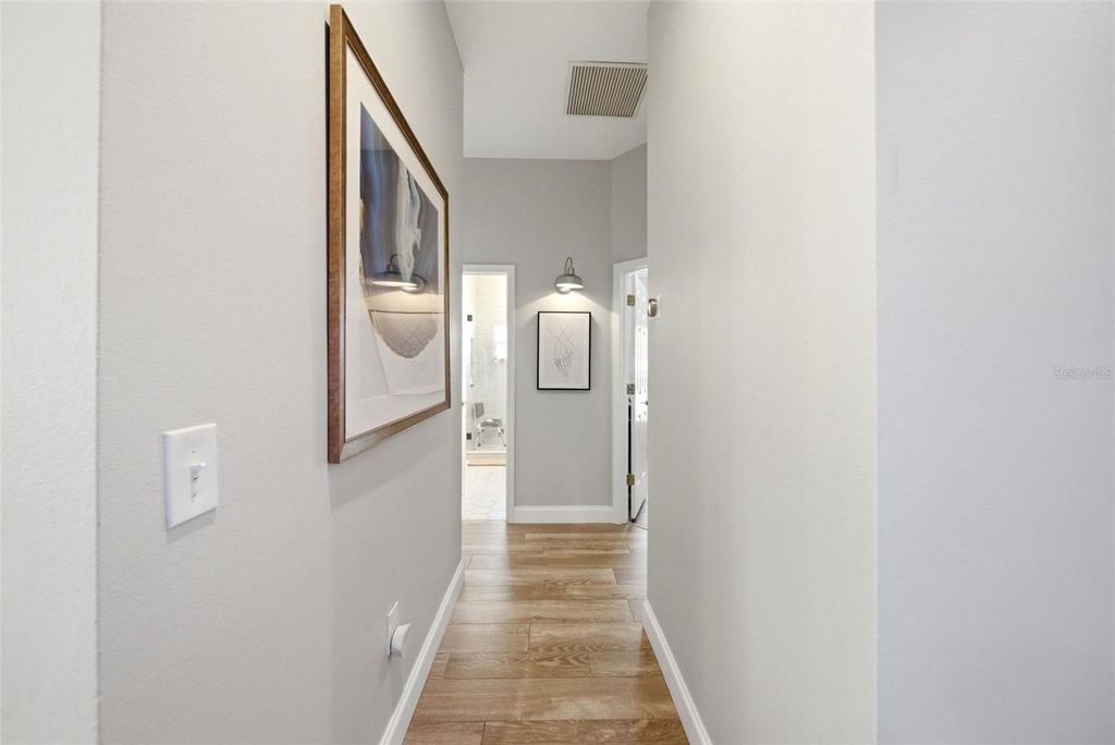 Image 27 of property listing at 113 SANDY OAKS PLACE, Longwood, FL 32779