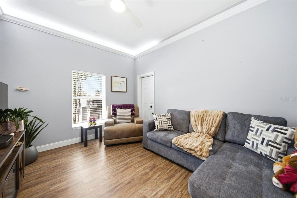 Image 29 of property listing at 113 SANDY OAKS PLACE, Longwood, FL 32779