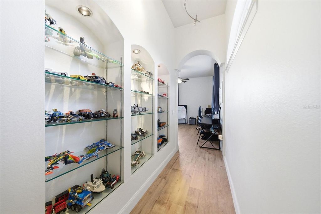 Image 33 of property listing at 113 SANDY OAKS PLACE, Longwood, FL 32779