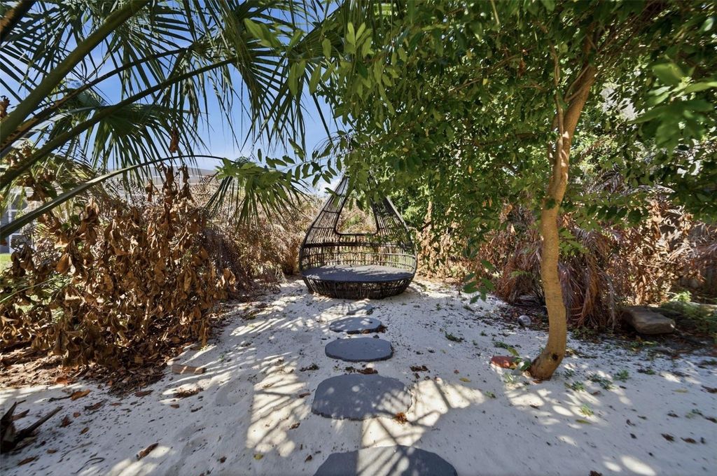 Image 49 of property listing at 113 SANDY OAKS PLACE, Longwood, FL 32779