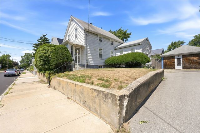 217 Narragansett Street, Cranston, RI 02905