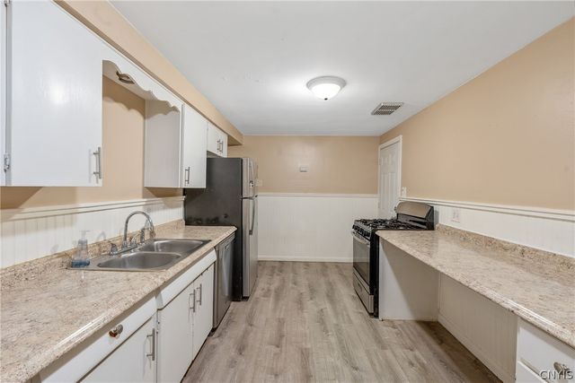 257 Sunrise Drive, Syracuse, NY 13205